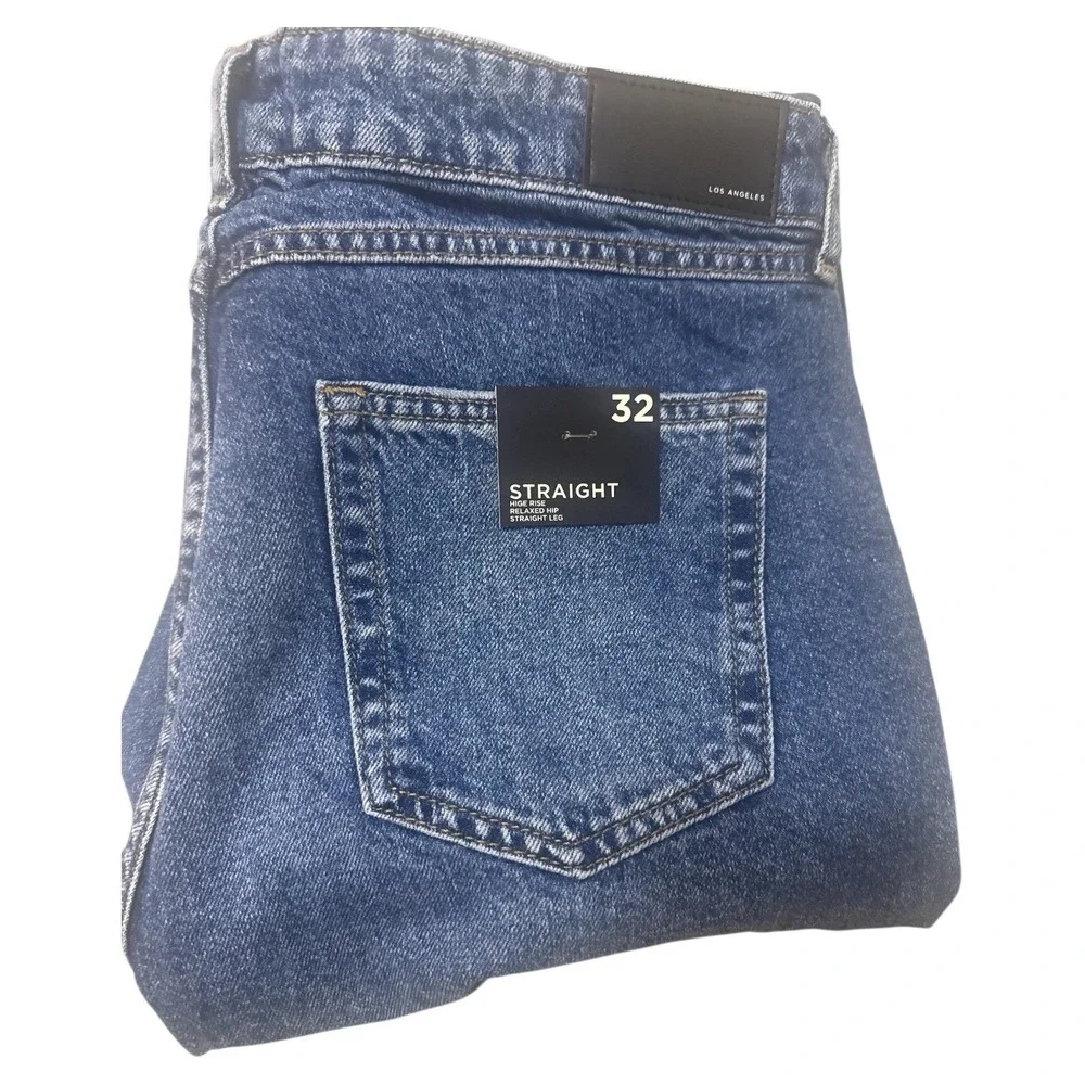 Forever 21 Men's Straight Denim Pants Size 32 NWT High‎ Rise Relaxed Hip